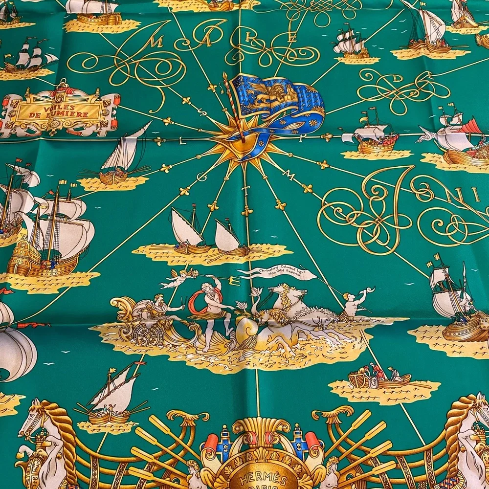 Gorgeous Hermes Silk Scarf 90 - Picture 3 of 7